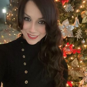 Meet your Posher, Rebeca